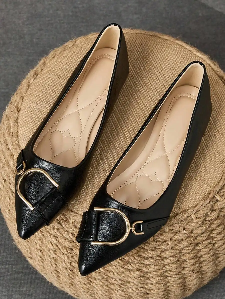 Elegant Women’s Black Pointed  - Women Formal Wear Shoes reseña y precio