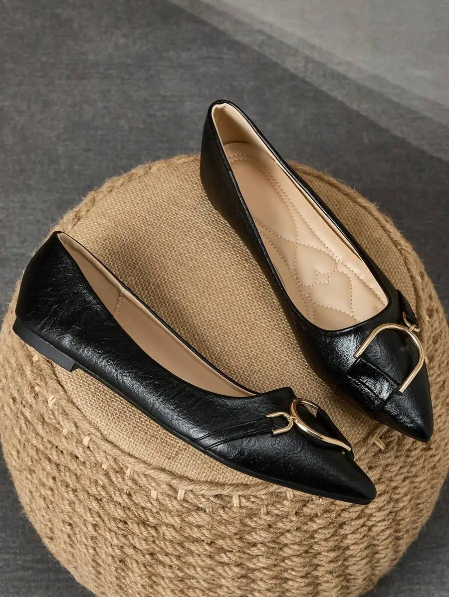 Elegant Women’s Black Pointed  - Women Formal Wear Shoes reseña y precio