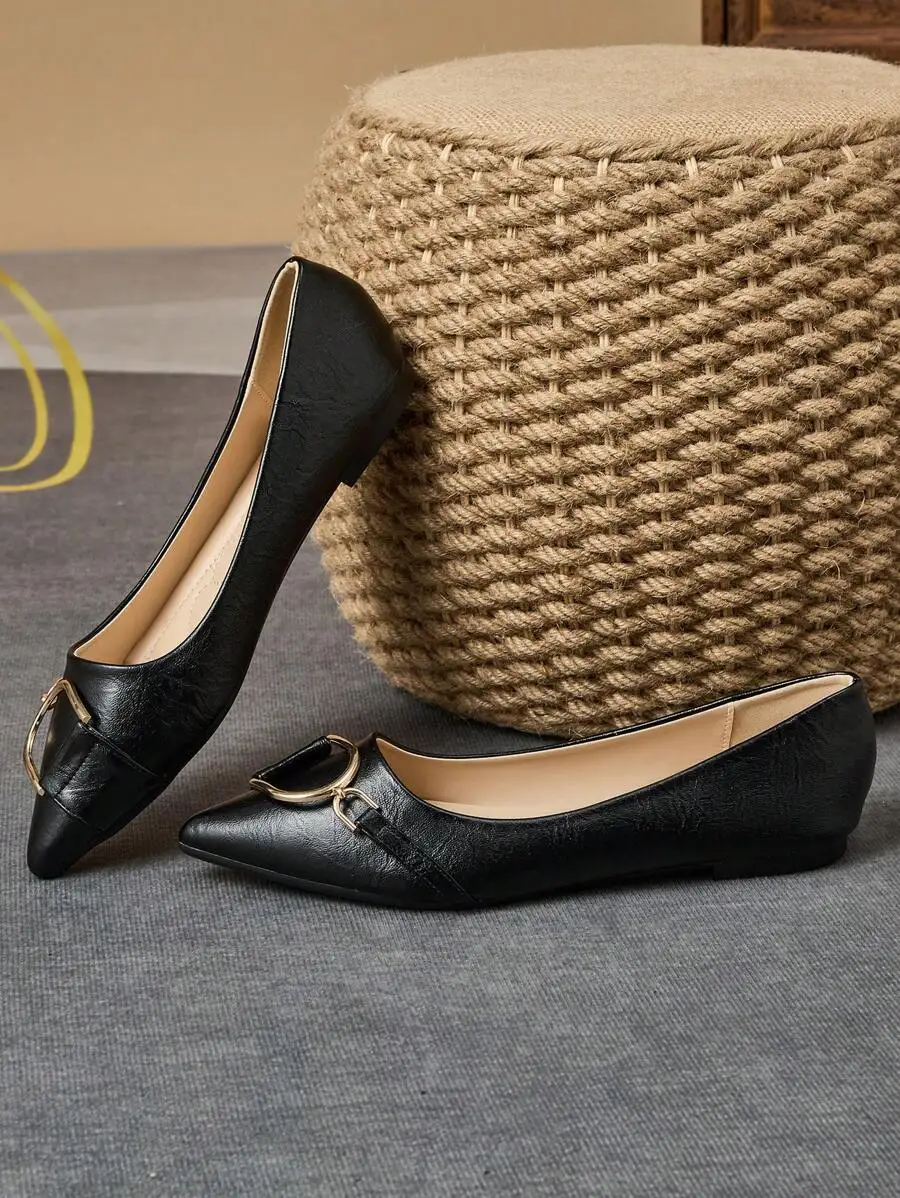 Elegant Women’s Black Pointed  - Women Formal Wear Shoes reseña y precio