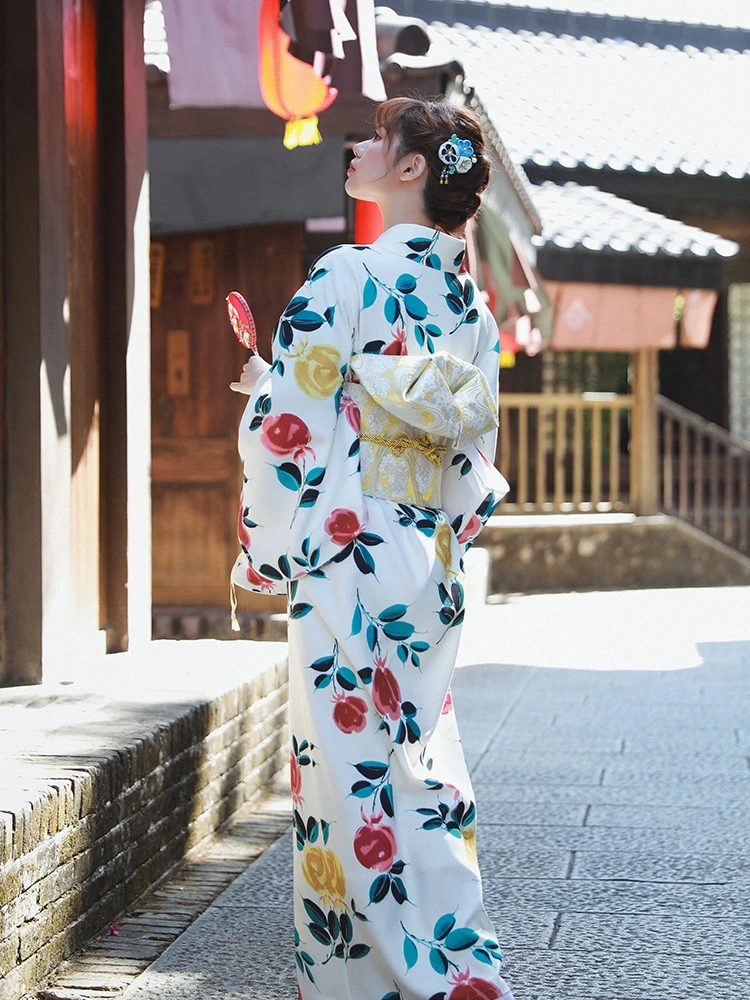 Women's Japanese Kimono Retro  - Japanese Women Formal Wear reseña y precio